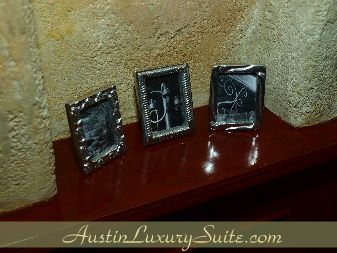 Enjoy all that boutique hotels have to offer by staying at on eof the best, the Austin Luxury Suite.