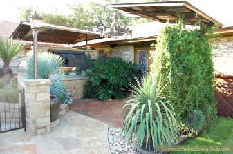 Vacation House Rentals Austin TX Texas, Watch this for a youtube video of the Outside of the AustinLuxurySuite